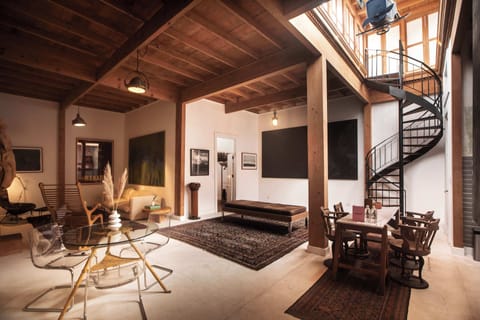 Elite Villa | Living area | 40-inch Smart TV with cable channels