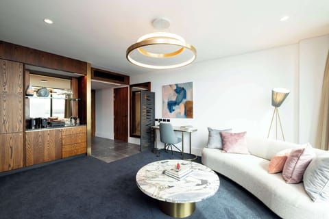 Horizon Suite | Minibar, in-room safe, desk, laptop workspace