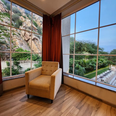 Luxury Studio, 1 Double Bed, Mountain View | Mountain view