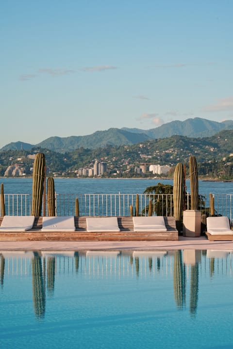 Seasonal outdoor pool