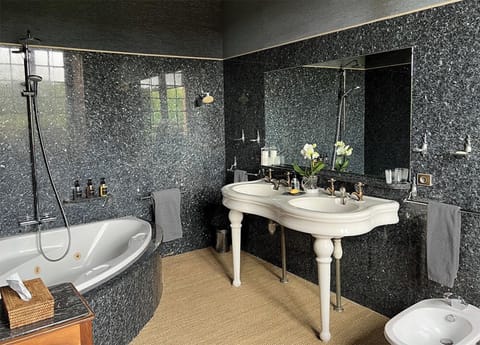 Romantic Room | Bathroom | Separate tub and shower, rainfall showerhead, hair dryer, slippers
