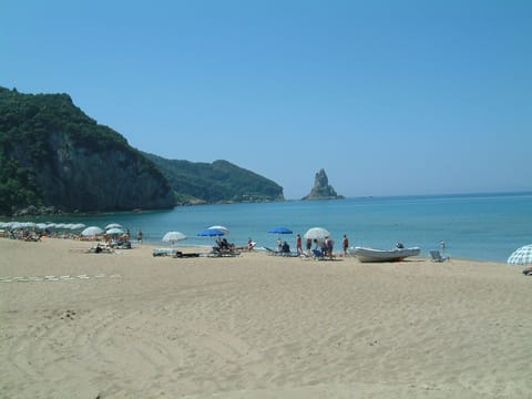 Apartment, 1 Bedroom, Smoking, Balcony | Beach