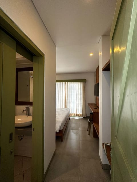 Deluxe Single Room | Free WiFi