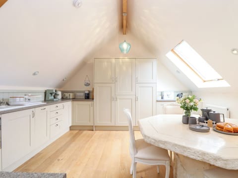 Fridge, dishwasher, electric kettle, toaster