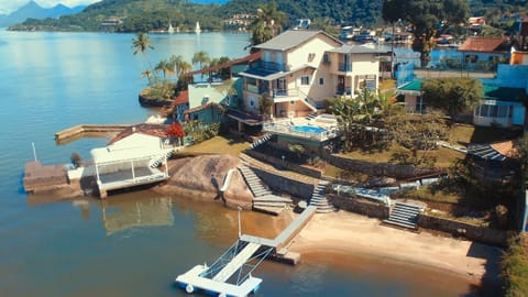 Villa | 5 bedrooms, free WiFi, bed sheets