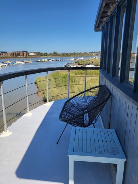 Sundeck