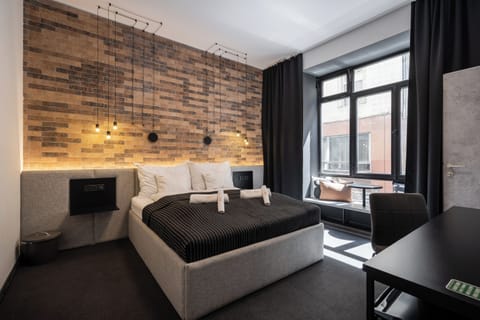 Deluxe Apartment | Free WiFi, bed sheets