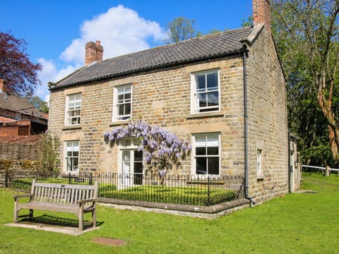 Cottage | Front of property