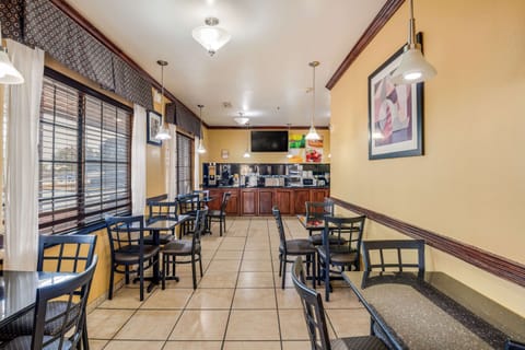 Free daily full breakfast