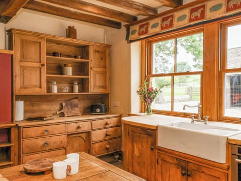 Fridge, dishwasher, electric kettle, toaster