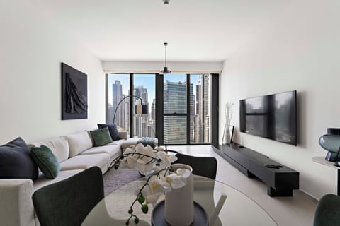 Deluxe Apartment, City View | 1 bedroom, premium bedding, Tempur-Pedic beds, in-room safe