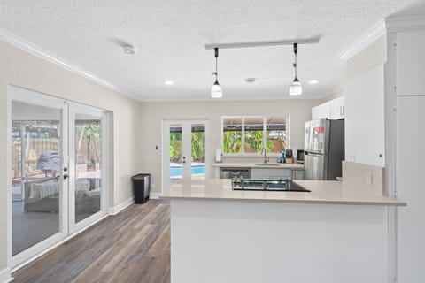 Family House, 2 Bedrooms | Private kitchen | Coffee/tea maker