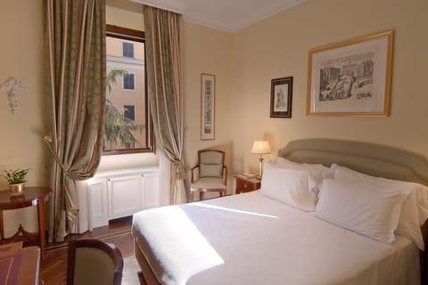 Deluxe Double Room | In-room safe, soundproofing, free WiFi, bed sheets