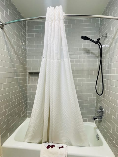 Standard Double Room, 2 Double Beds Non-smoking | Iron/ironing board, free WiFi, bed sheets