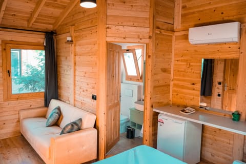 Economy Bungalow, Non Smoking, Garden View | 1 bedroom, desk, laptop workspace