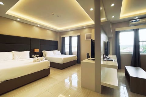 Suite Room | Rollaway beds (surcharge), WiFi (free), bed sheets