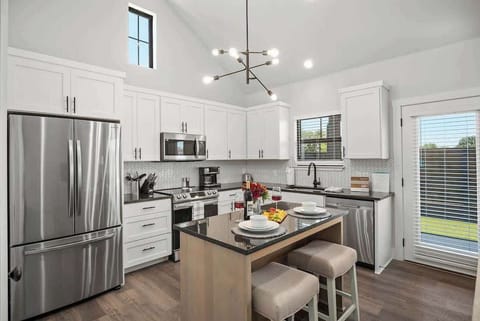 Condo, 1 King Bed, Hot Tub (940 S Eagle B2 #201) | Private kitchen | Coffee/tea maker
