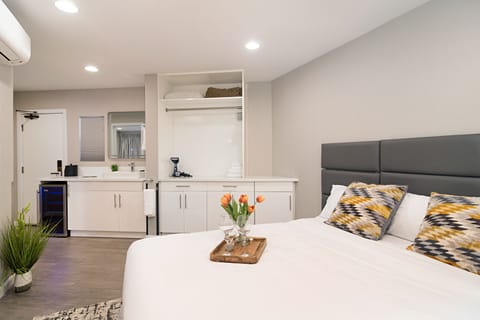 Premium bedding, down comforters, pillowtop beds, desk