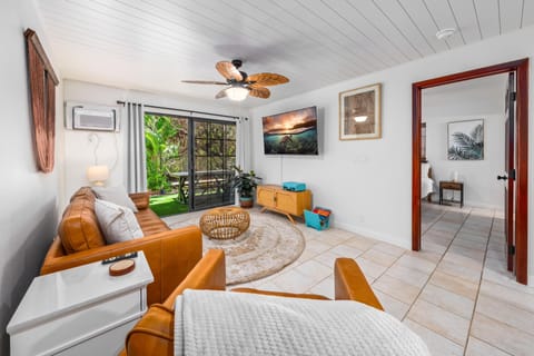 Condo, 2 Bedrooms | Living area | Smart TV
