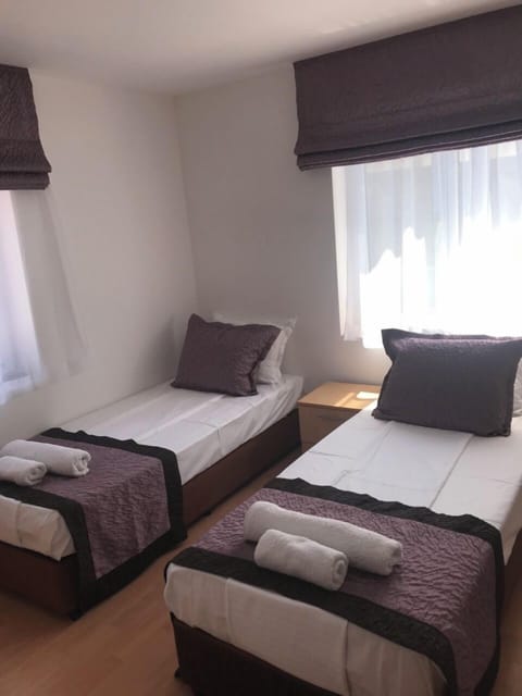 14 bedrooms, soundproofing, free WiFi