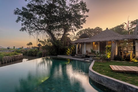 Front of property - evening/night