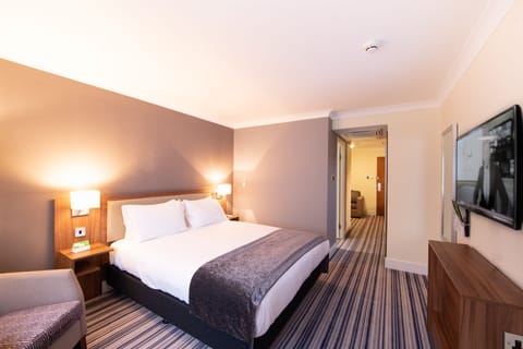 Premium Room, 1 Double Bed with Sofa bed | Desk, laptop workspace, iron/ironing board, cribs (free)