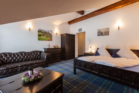 Executive Double Room, Balcony (Edinburgh) | Room amenity