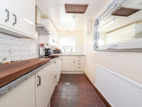 Fridge, dishwasher, electric kettle, toaster