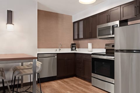 Suite, 2 Bedrooms, Fireplace | Pillowtop beds, desk, laptop workspace, blackout drapes