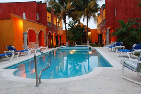 Outdoor pool, sun loungers