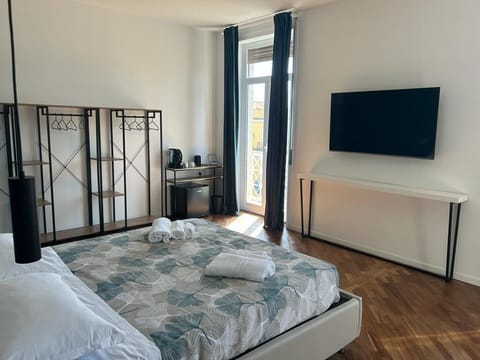 Deluxe Room | Soundproofing, free WiFi, bed sheets