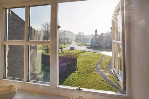 House | 4 bedrooms, Internet