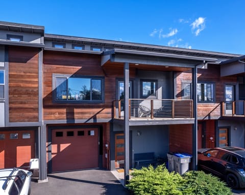 House, 2 Bedrooms | Exterior