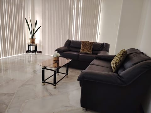 Flat-screen TV, heated floors