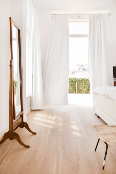 Loft, Terrace (Garden) | Living area | 106-inch flat-screen TV with cable channels