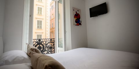 Comfort Double Room, 1 Double Bed, Private Bathroom | Premium bedding, desk, soundproofing, iron/ironing board