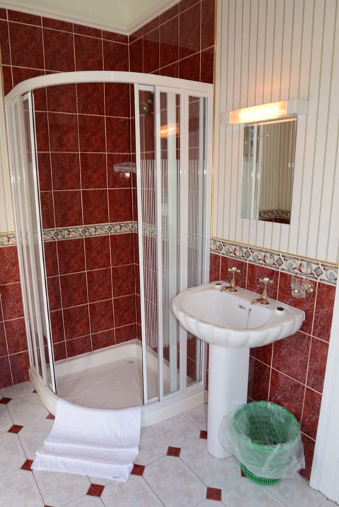 Individually decorated, individually furnished, soundproofing