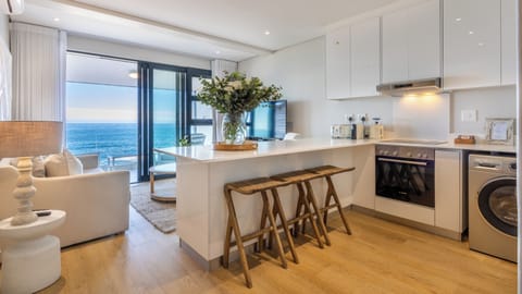 One Bed Sea View First Floor 205 | Private kitchen | Fridge, microwave, oven, stovetop