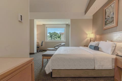 1 bedroom, in-room safe, desk, soundproofing