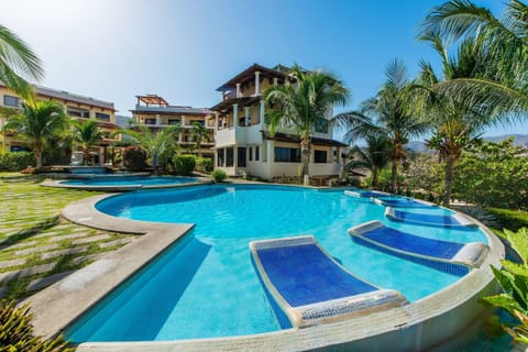 Apartment | Pool | 6 outdoor pools