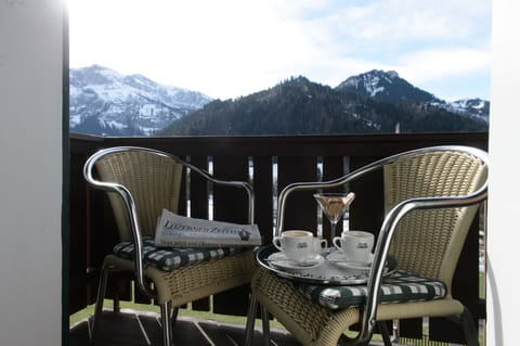 Standard Double Room, Balcony, Mountain View | Balcony