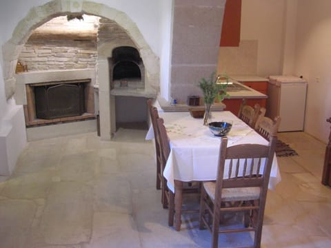 Superior Apartment, 2 Bedrooms, Balcony (Eftychia) | In-room dining