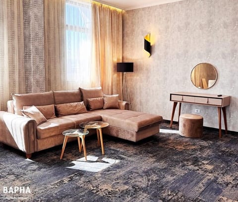 Premium Studio | Living area | LCD TV