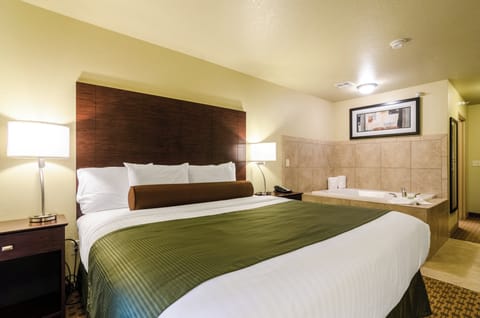 Standard Suite, 1 King Bed, Non Smoking | Premium bedding, pillowtop beds, desk, laptop workspace