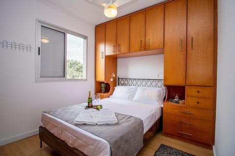 Basic Apartment | 3 bedrooms, in-room safe, free WiFi, bed sheets