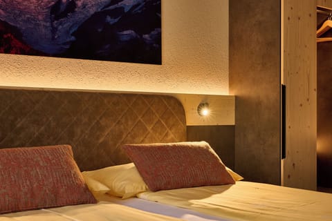 Standard Double Room (main or annex building) | Hypo-allergenic bedding, minibar, in-room safe, individually decorated