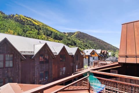 Townhome, 3 Bedrooms | Property grounds