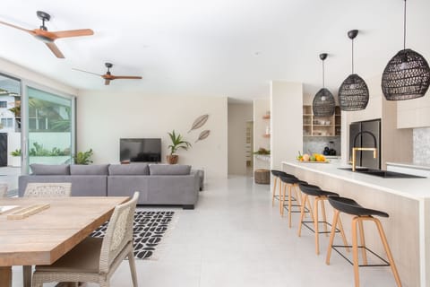 Luxury Villa | Private kitchen | Full-size fridge, microwave, oven, stovetop