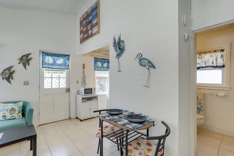 Cottage (2 Bedrooms) | Interior