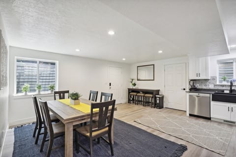 Apartment (3 Bedrooms) | Interior